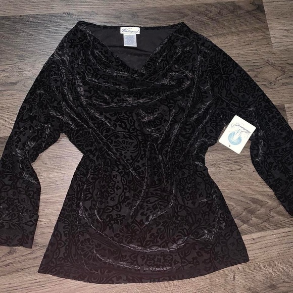 vintage gorgeous top from weatherproof - Picture 2 of 7